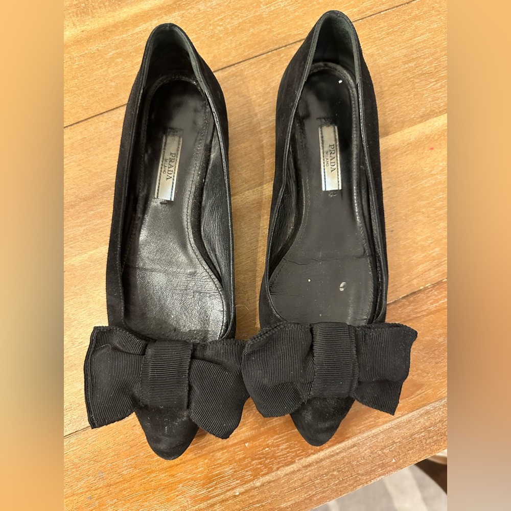 Prada Women's Black Bow Detail Loafers